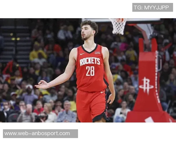 申京直言球队运转不畅需加强拼抢进攻篮板提升竞争力