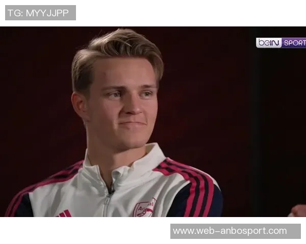 阿森纳庆祝厄德高27岁生日出战211场贡献41球40助