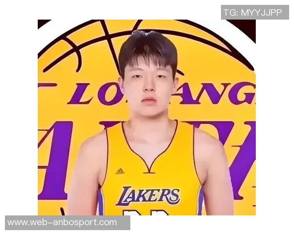 杨瀚森赛季表现波动明显连续三场未上场引发关注与讨论